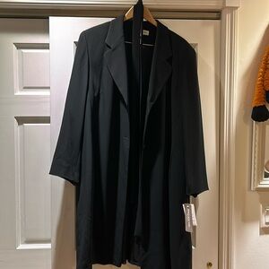Jones New York long black coat with optional belt.